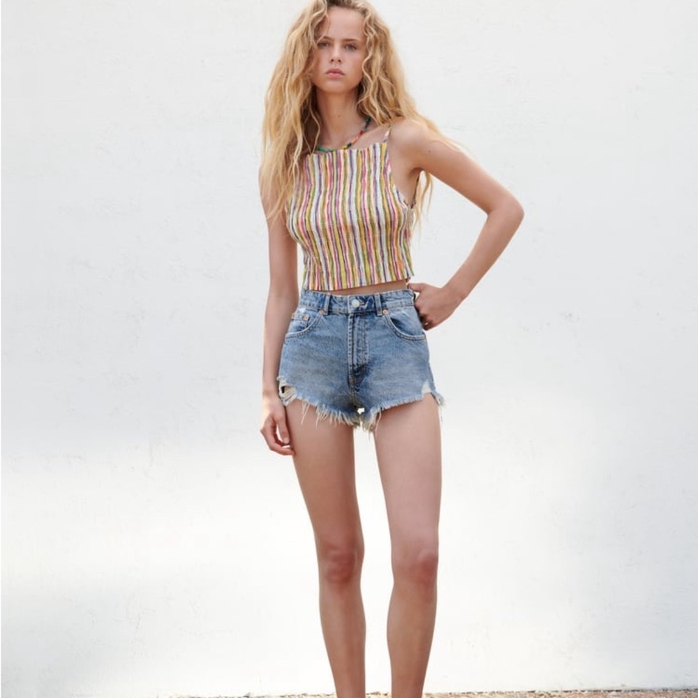 Zara Z1975 Ripped denim short shorts